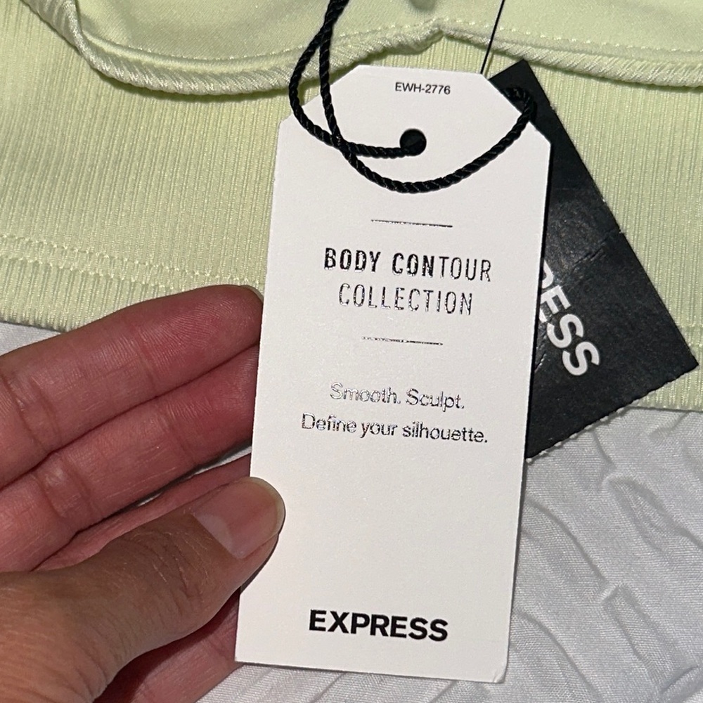 Express Mint Ribbed Crop Top - Picture 4 of 6